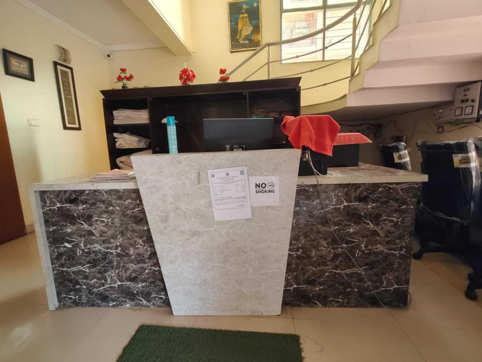 Hotel O Mkb Guest House Bhubaneswar Buitenkant foto